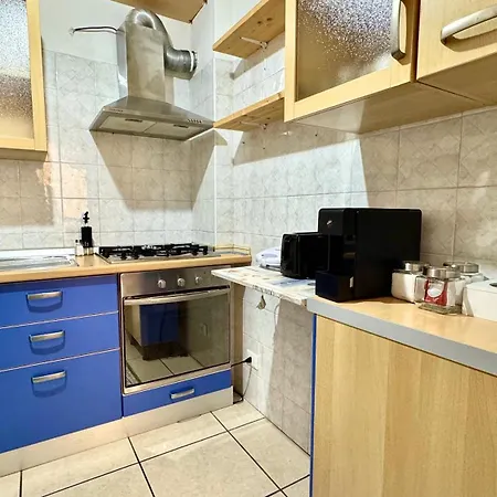 Апартаменты 5 Min Dal Mare Grazioso Trilocale *