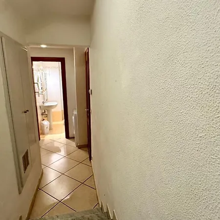 5 Min Dal Mare Grazioso Trilocale Алассио