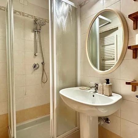 5 Min Dal Mare Grazioso Trilocale *