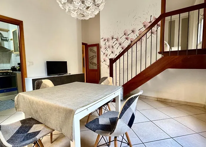 5 Min Dal Mare Grazioso Trilocale * Alassio